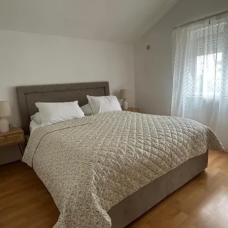 Charming Lägenhet Zadar